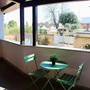 The Garden House Fco, Self Check In And Free Private Parking Appartamento